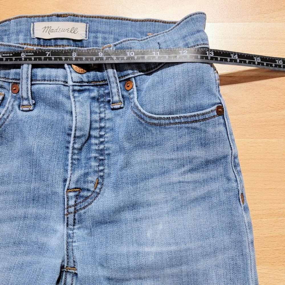 Madewell 9" High-Rise Skinny Jeans: Distressed-Hem Edition | Size: 23 - Picture 8 of 13